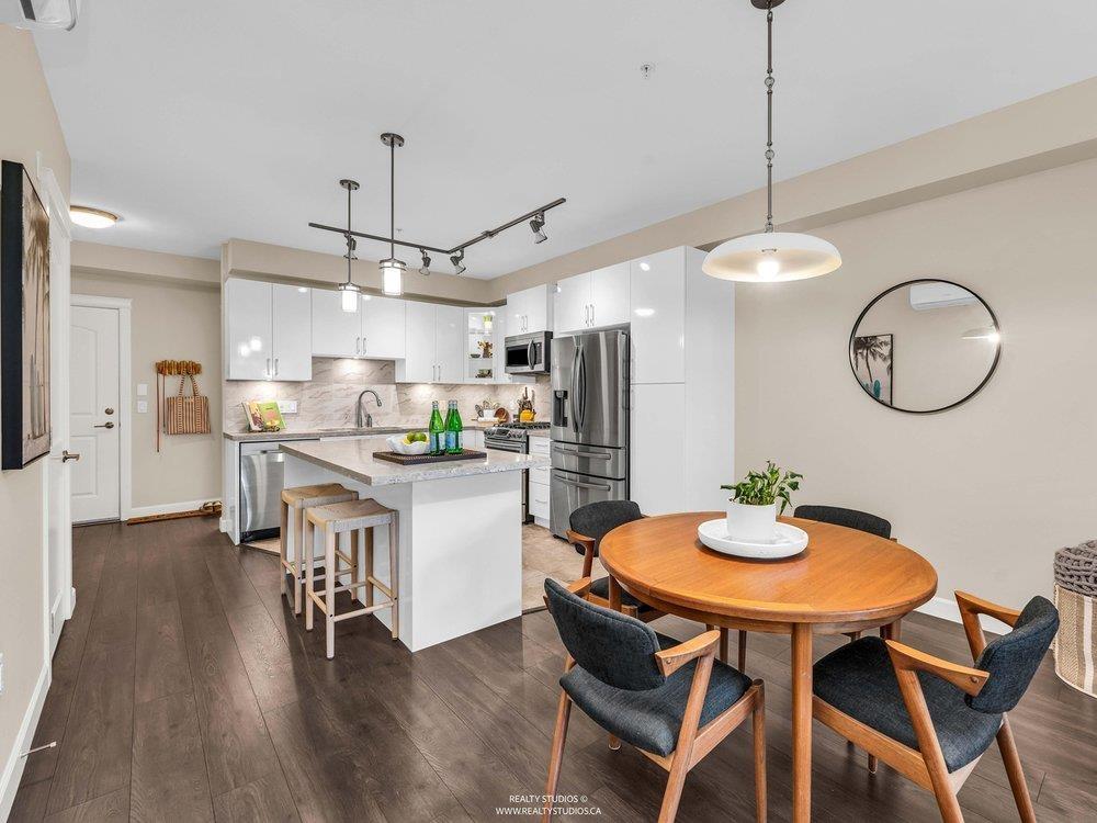109 14588 MCDOUGALL DRIVE, White Rock