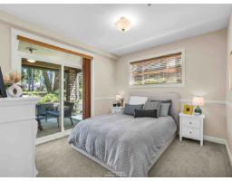 109 14588 Mcdougall Drive, White Rock, BC V4P0H1 Photo 22