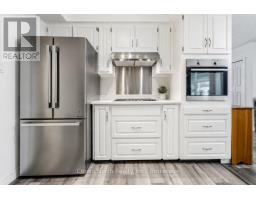 127 Carson Drive, Kitchener, ON N2B2Z4 Photo 16
