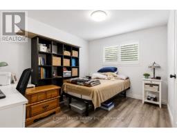 127 Carson Drive, Kitchener, ON N2B2Z4 Photo 25
