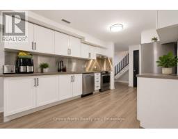 127 Carson Drive, Kitchener, ON N2B2Z4 Photo 32