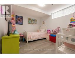 127 Carson Drive, Kitchener, ON N2B2Z4 Photo 37