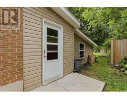 127 Carson Drive, Kitchener, ON N2B2Z4 Photo 41