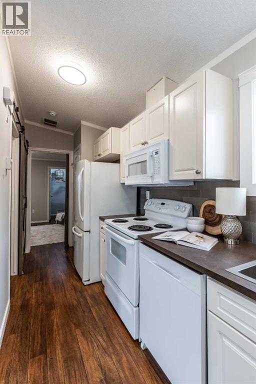 48 Chartwell Place SE - 20