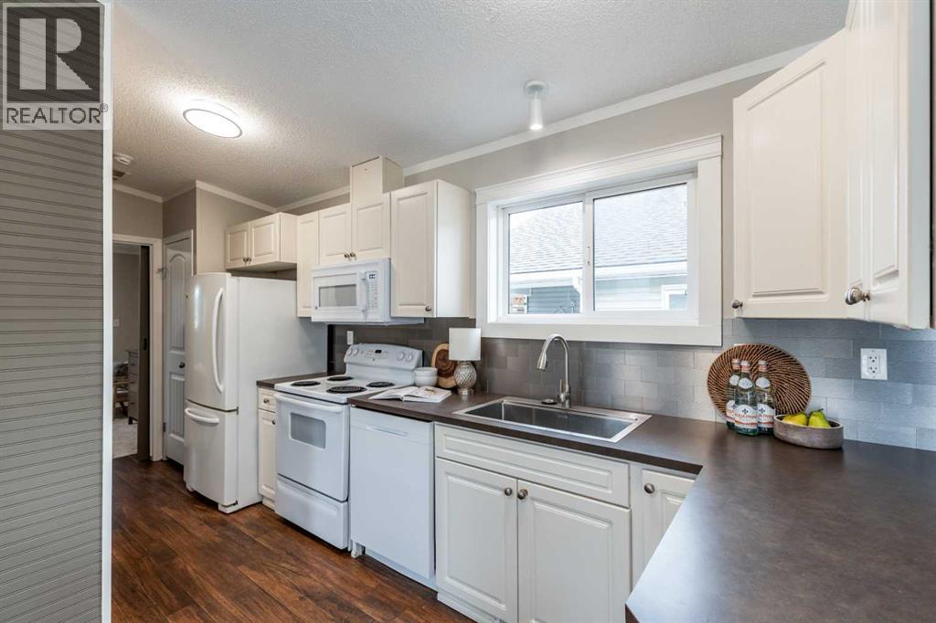 48 Chartwell Place SE - 15
