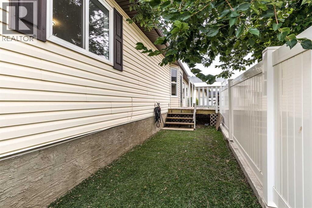 48 Chartwell Place SE - 42