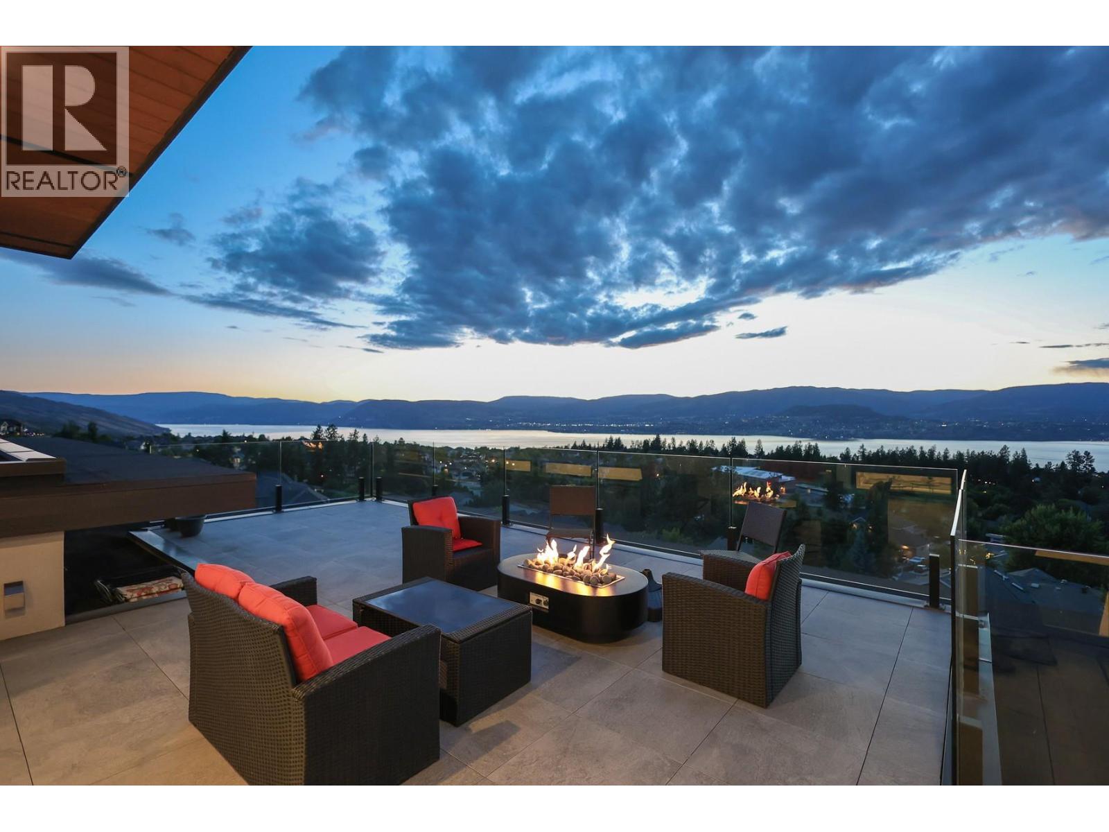 449 Swan Drive, Kelowna