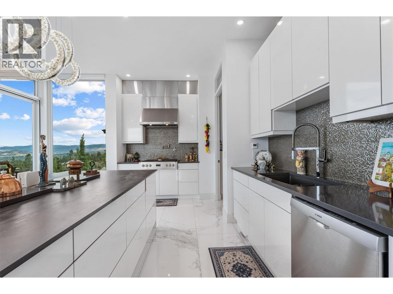 449 Swan Drive, Kelowna