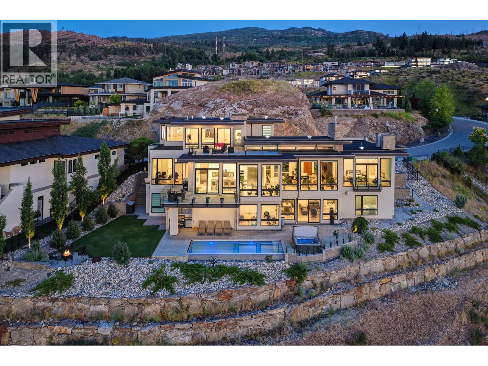 449 Swan Drive, Kelowna
