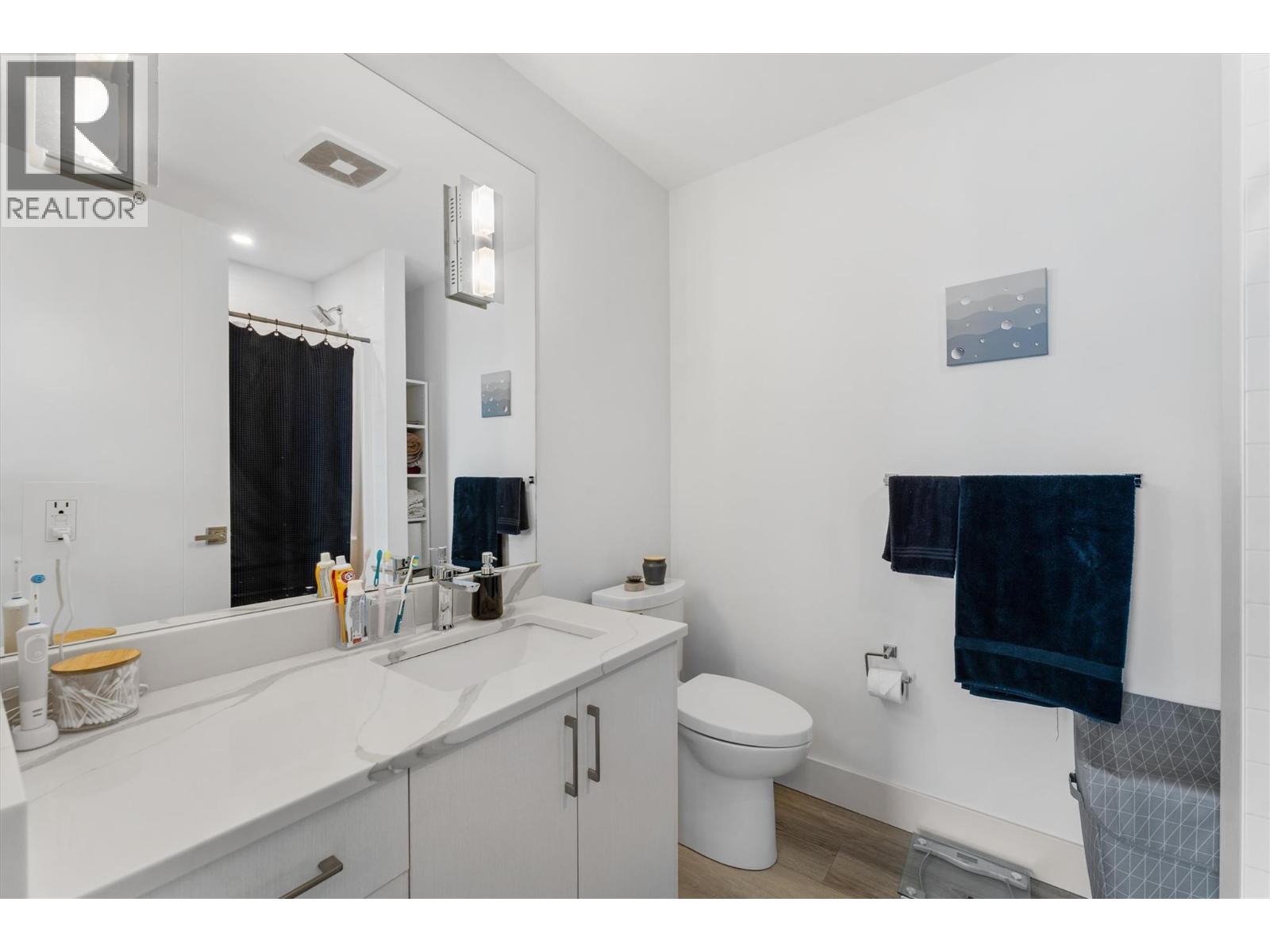 449 Swan Drive, Kelowna