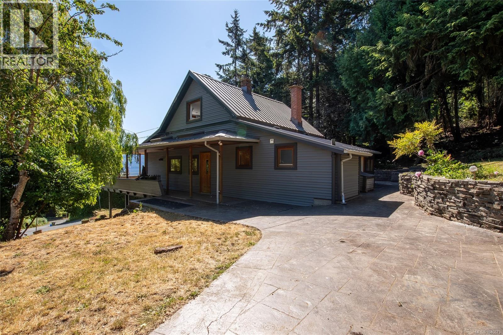 1038 Redcap St - 16