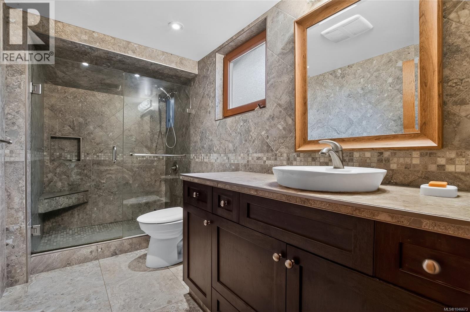 1038 Redcap St - 45