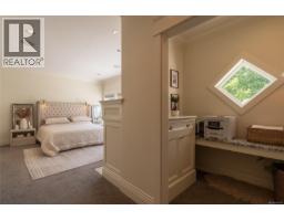 2050 Troon Crt, Langford, BC V9B6R6 Photo 36