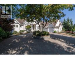 2050 Troon Crt, Langford, BC V9B6R6 Photo 33