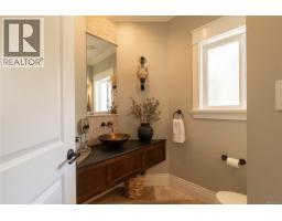 2050 Troon Crt, Langford, BC V9B6R6 Photo 26