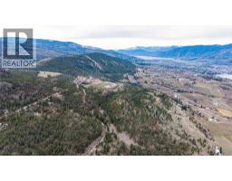 1050 Spiller Road, Penticton, BC V2A8T3 Photo 7
