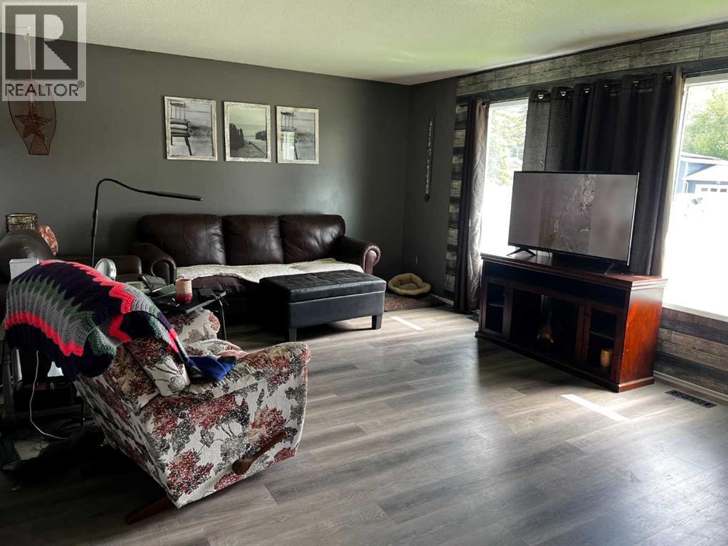 804 7 Street - Photo 7