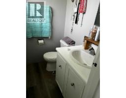 804 7 Street, Fox Creek, AB T0H1P0 Photo 11