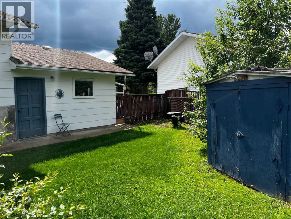 804 7 Street - Photo 25