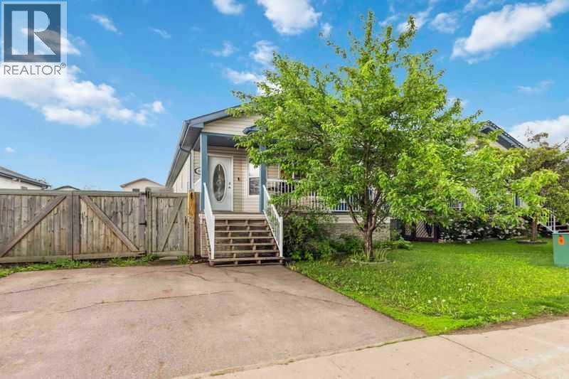 221 Ash Way, Fort McMurray