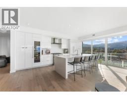 Foyer - 4071 Lakeshore Road Unit# 402, Kelowna, BC V1W1V7 Photo 7