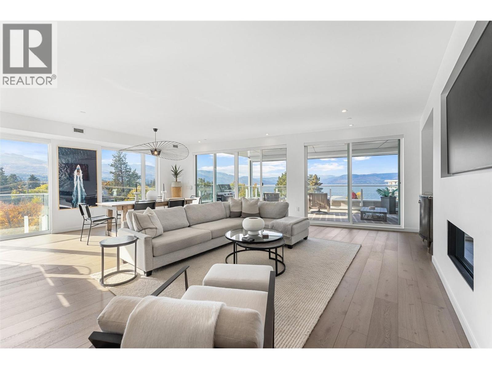 4071 Lakeshore Road Unit# 402, Kelowna - Image 1
