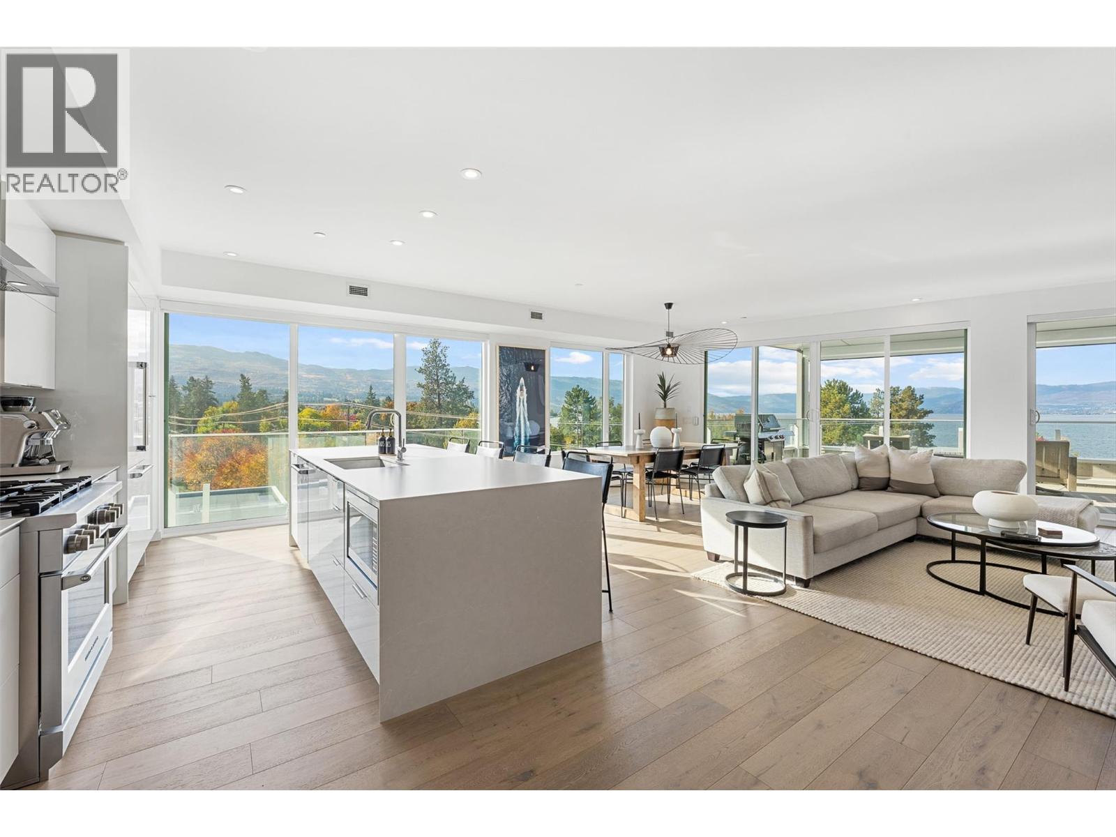 4071 Lakeshore Road Unit# 402, Kelowna - Image 1
