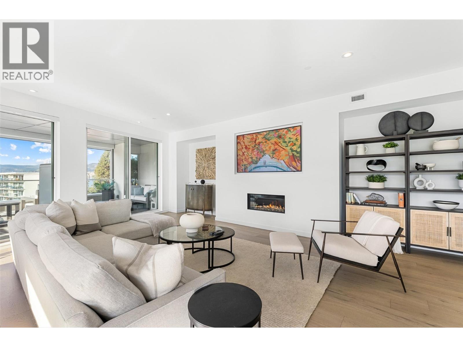 4071 Lakeshore Road Unit# 402, Kelowna - Image 1