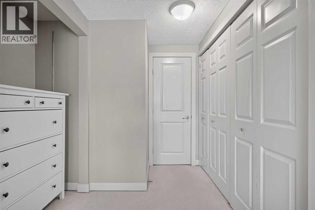 571 Point Mckay Grove NW - 24