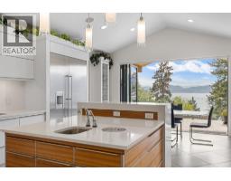 Dining room - 328 Lochview Road, Kelowna, BC V1V1G8 Photo 17