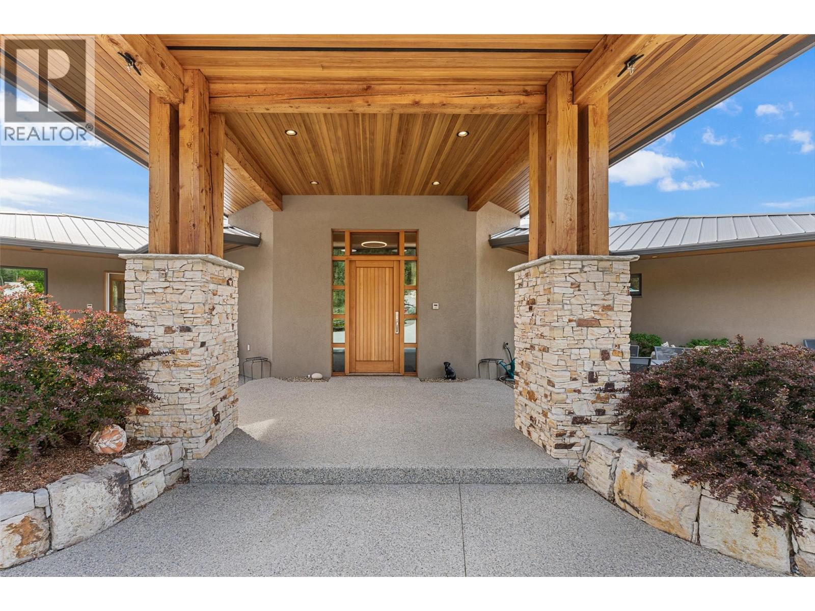 328 Lochview Road, Kelowna