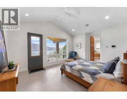 328 Lochview Road, Kelowna, BC V1V1G8 Photo 35
