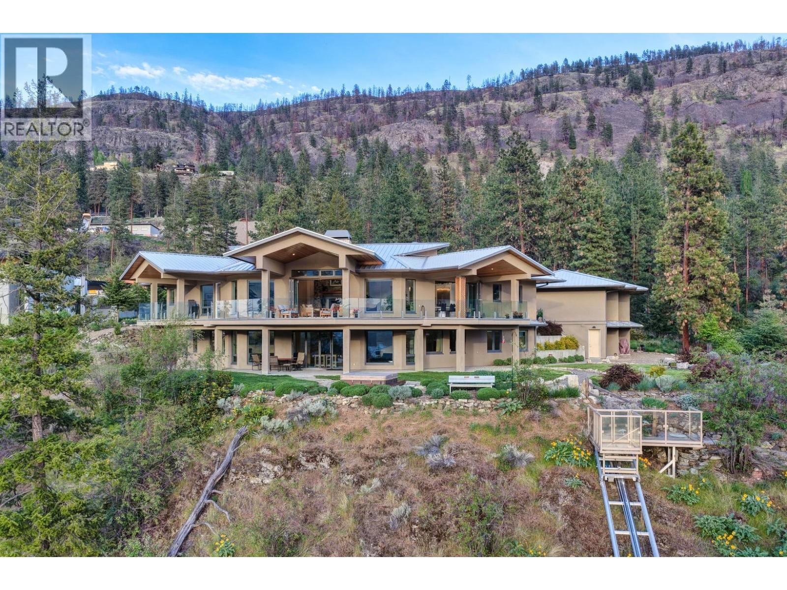 328 Lochview Road, Kelowna