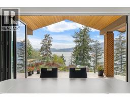 Laundry room - 328 Lochview Road, Kelowna, BC V1V1G8 Photo 14