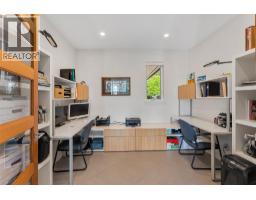 328 Lochview Road, Kelowna, BC V1V1G8 Photo 45