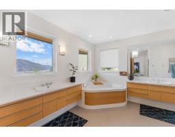 328 Lochview Road, Kelowna, BC V1V1G8 Photo 39