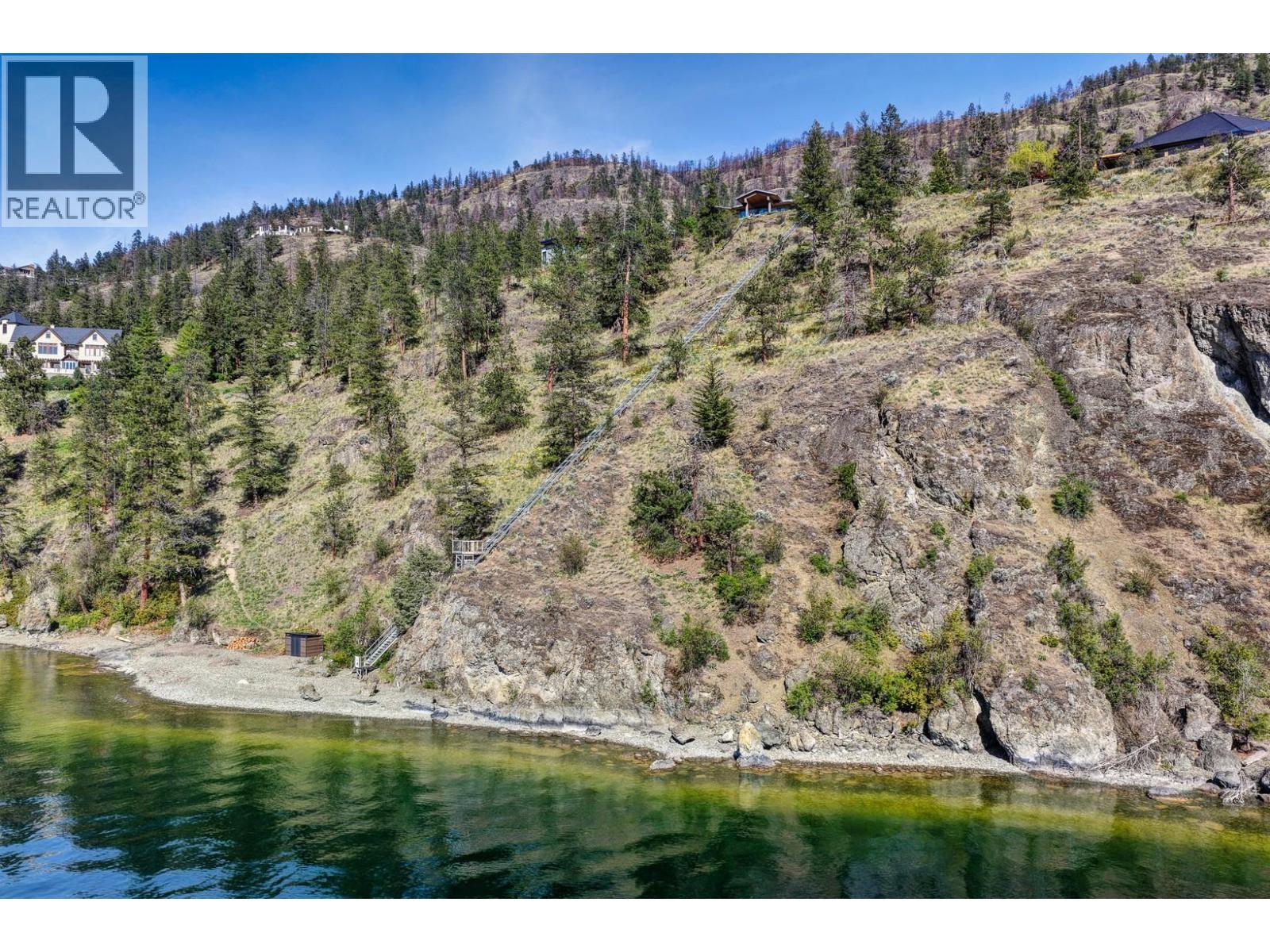 328 Lochview Road, Kelowna