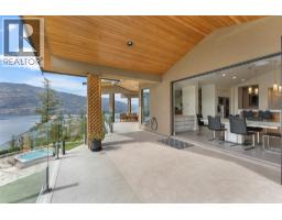 2pc Bathroom - 328 Lochview Road, Kelowna, BC V1V1G8 Photo 20