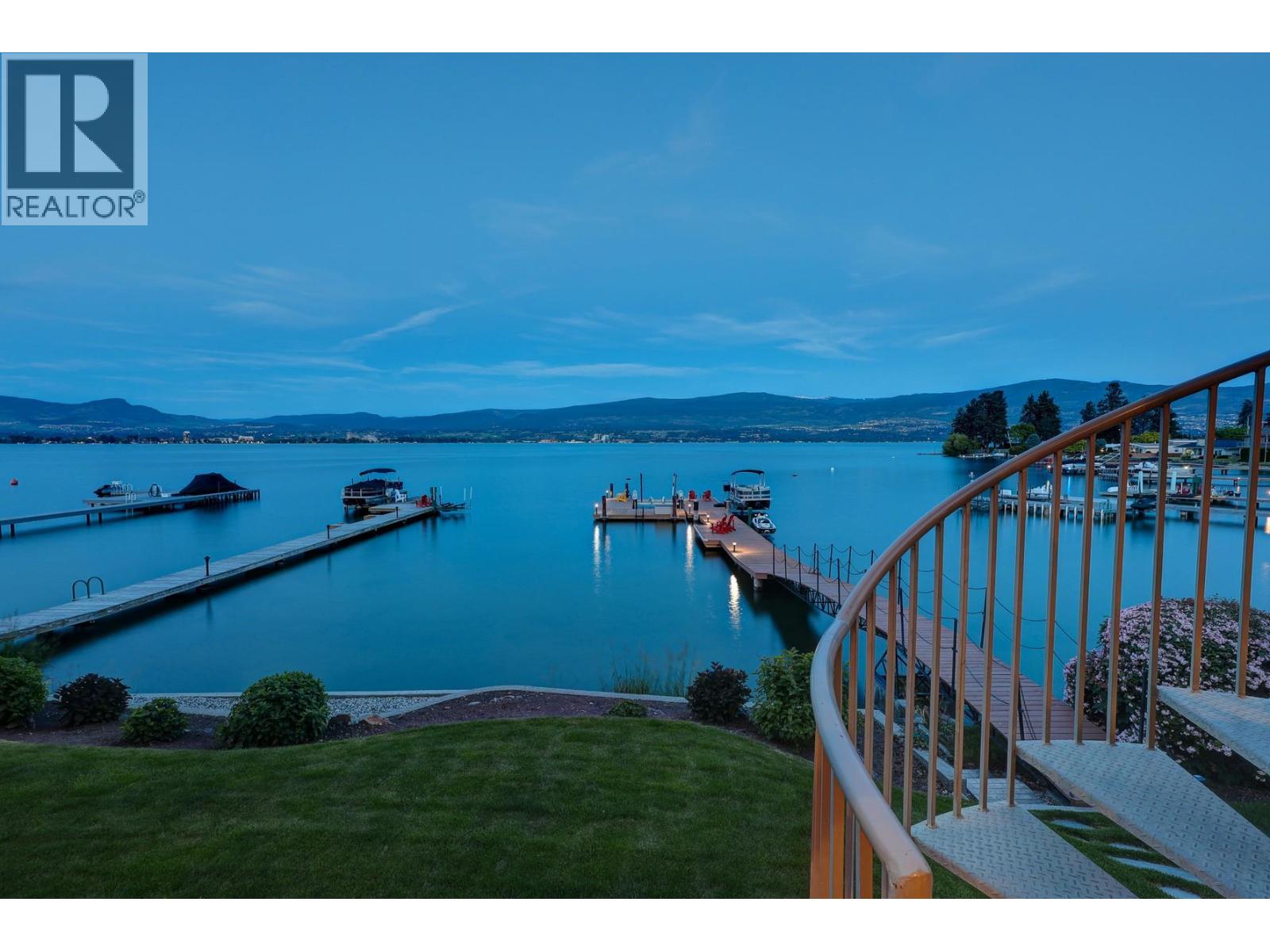 529 Zdralek Cove, West Kelowna