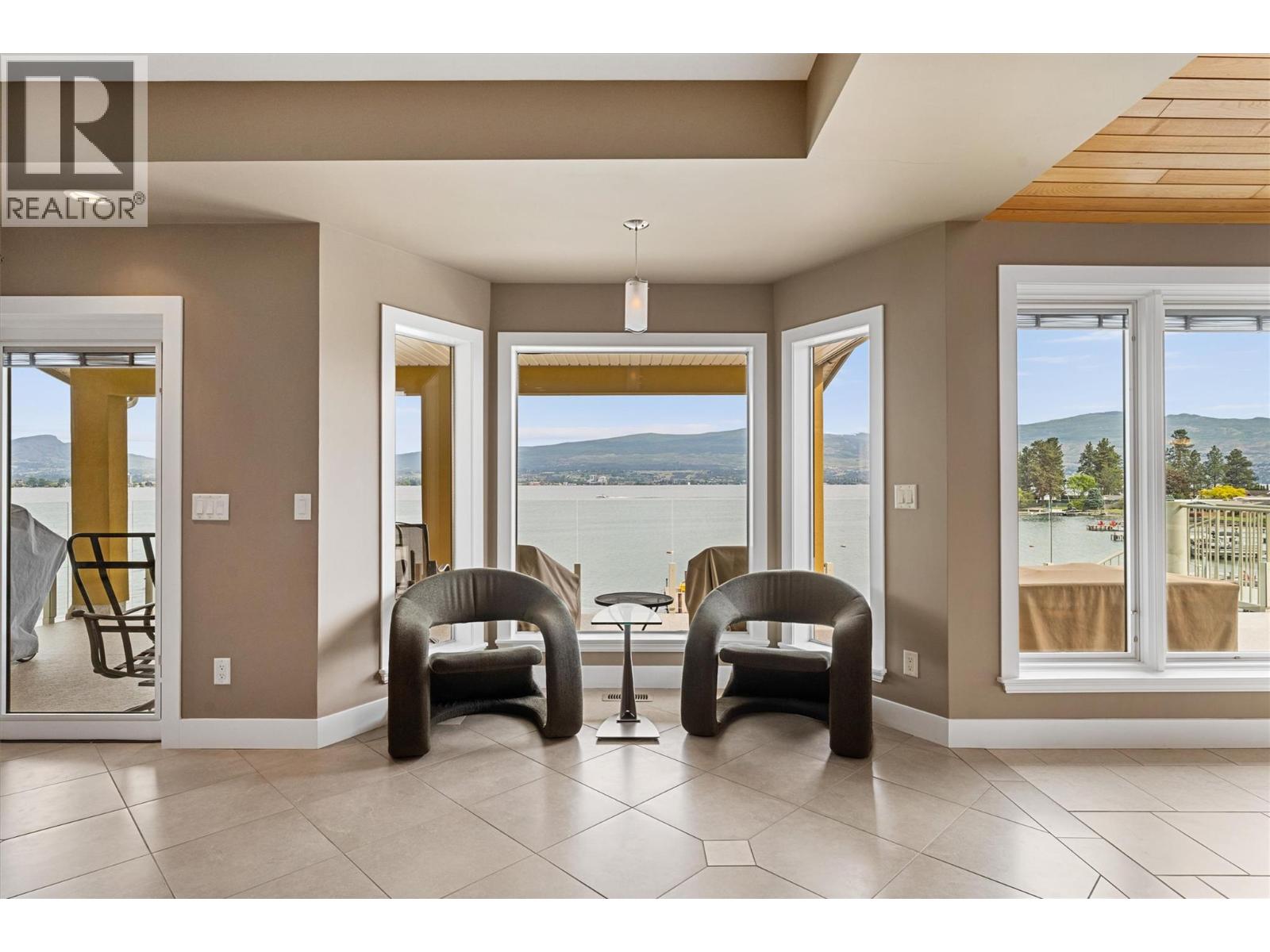 529 Zdralek Cove, West Kelowna