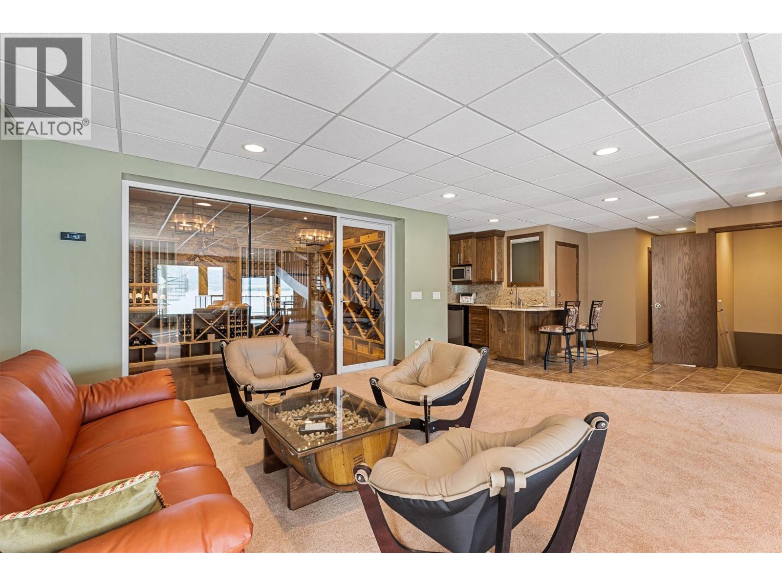 529 Zdralek Cove, West Kelowna