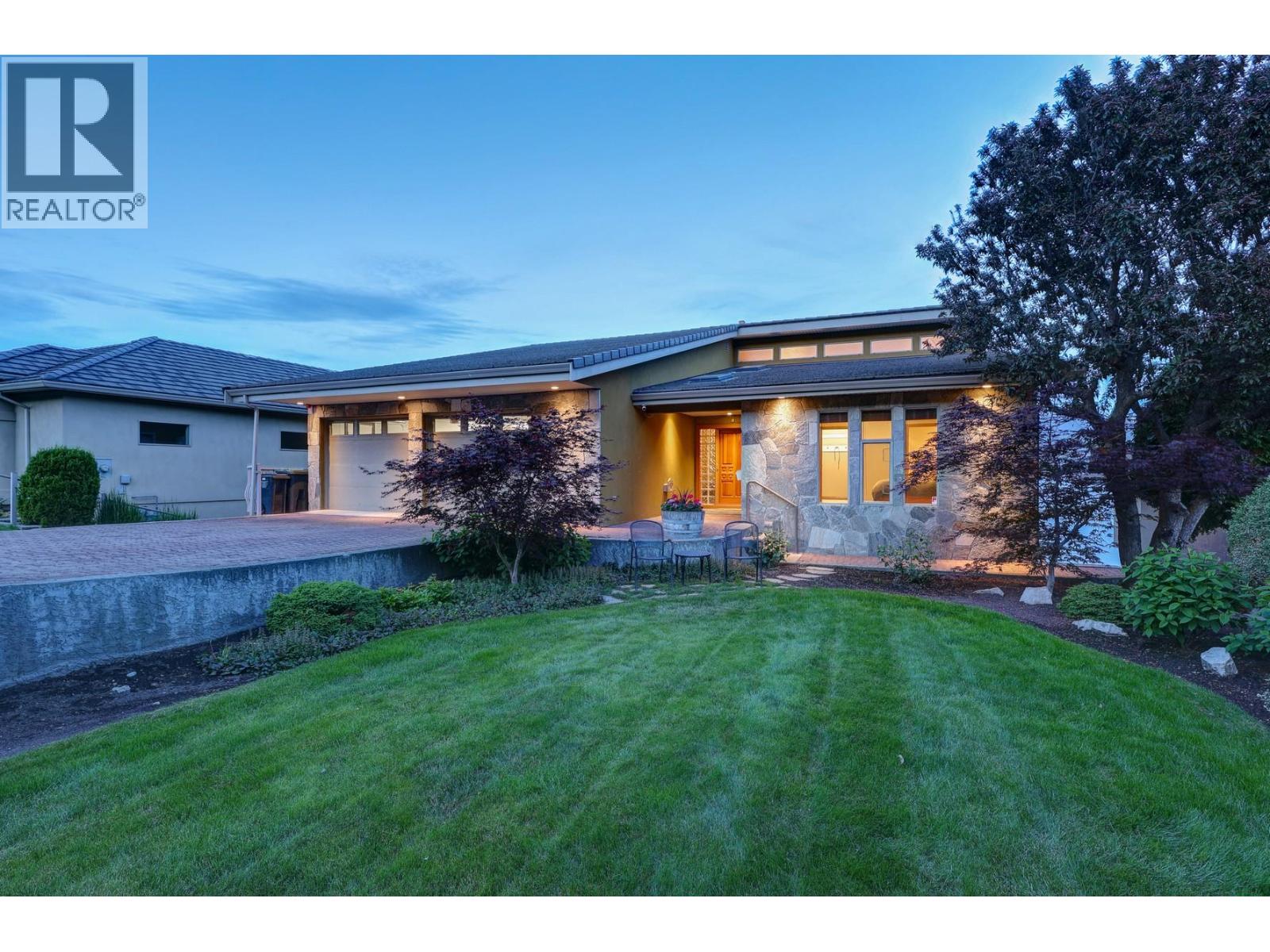 529 Zdralek Cove, West Kelowna