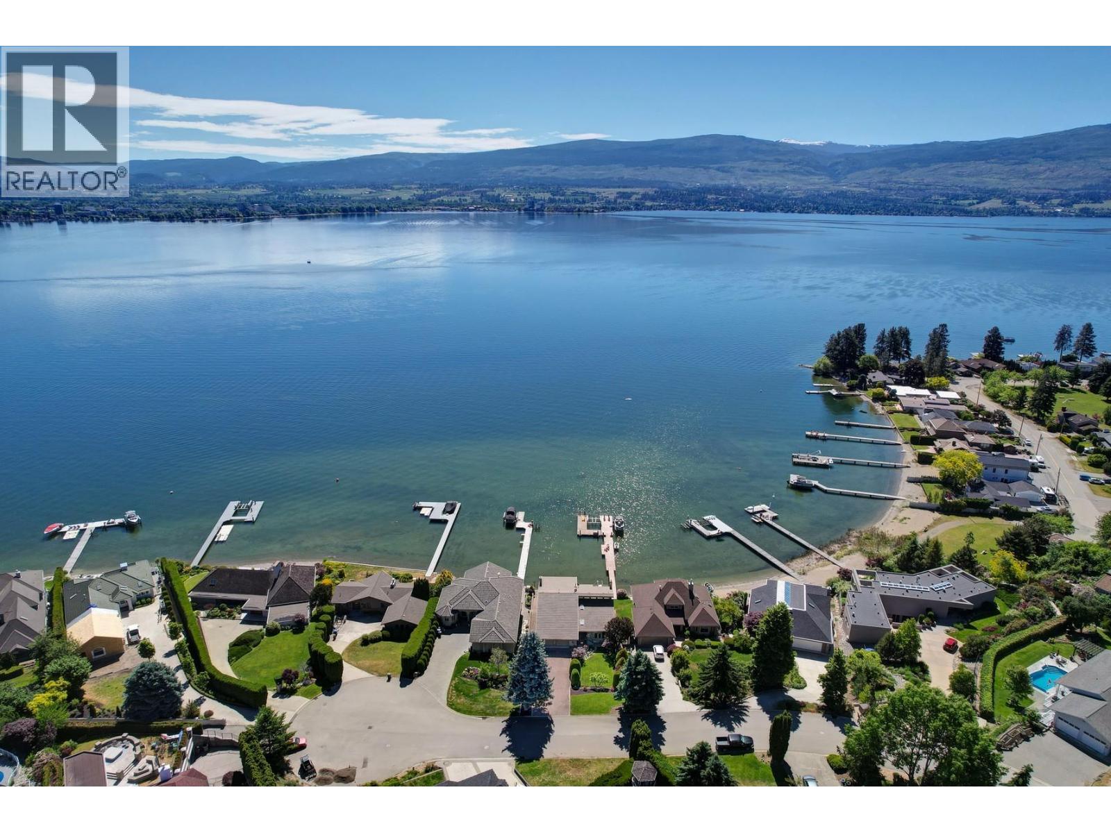 529 Zdralek Cove, West Kelowna