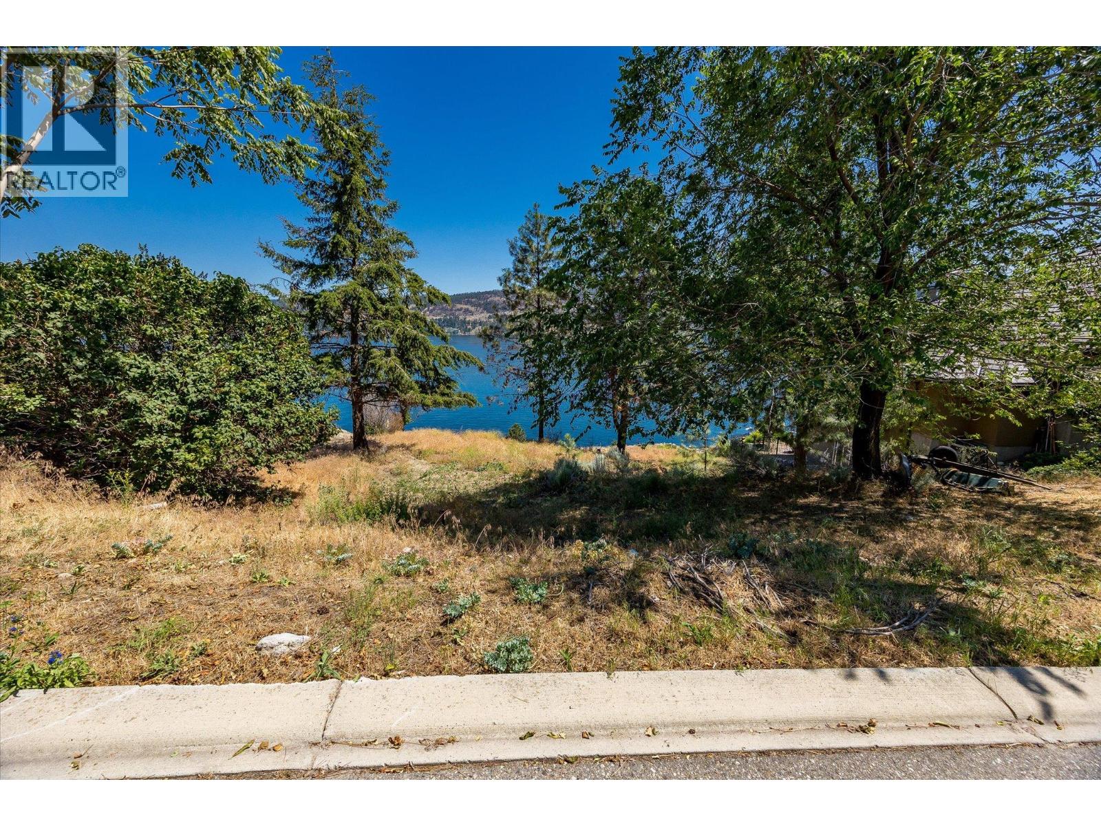 695 Westside Road N Unit# 7, Kelowna