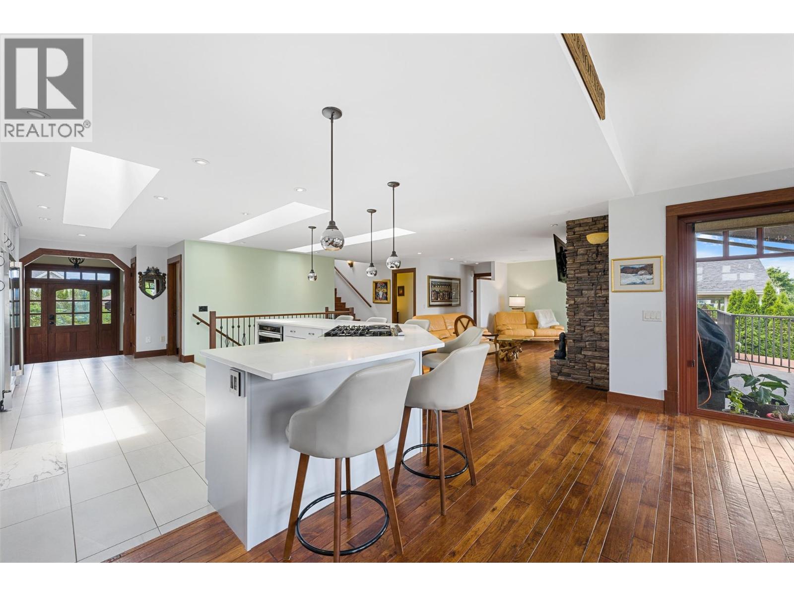 1650 Pritchard Drive, West Kelowna