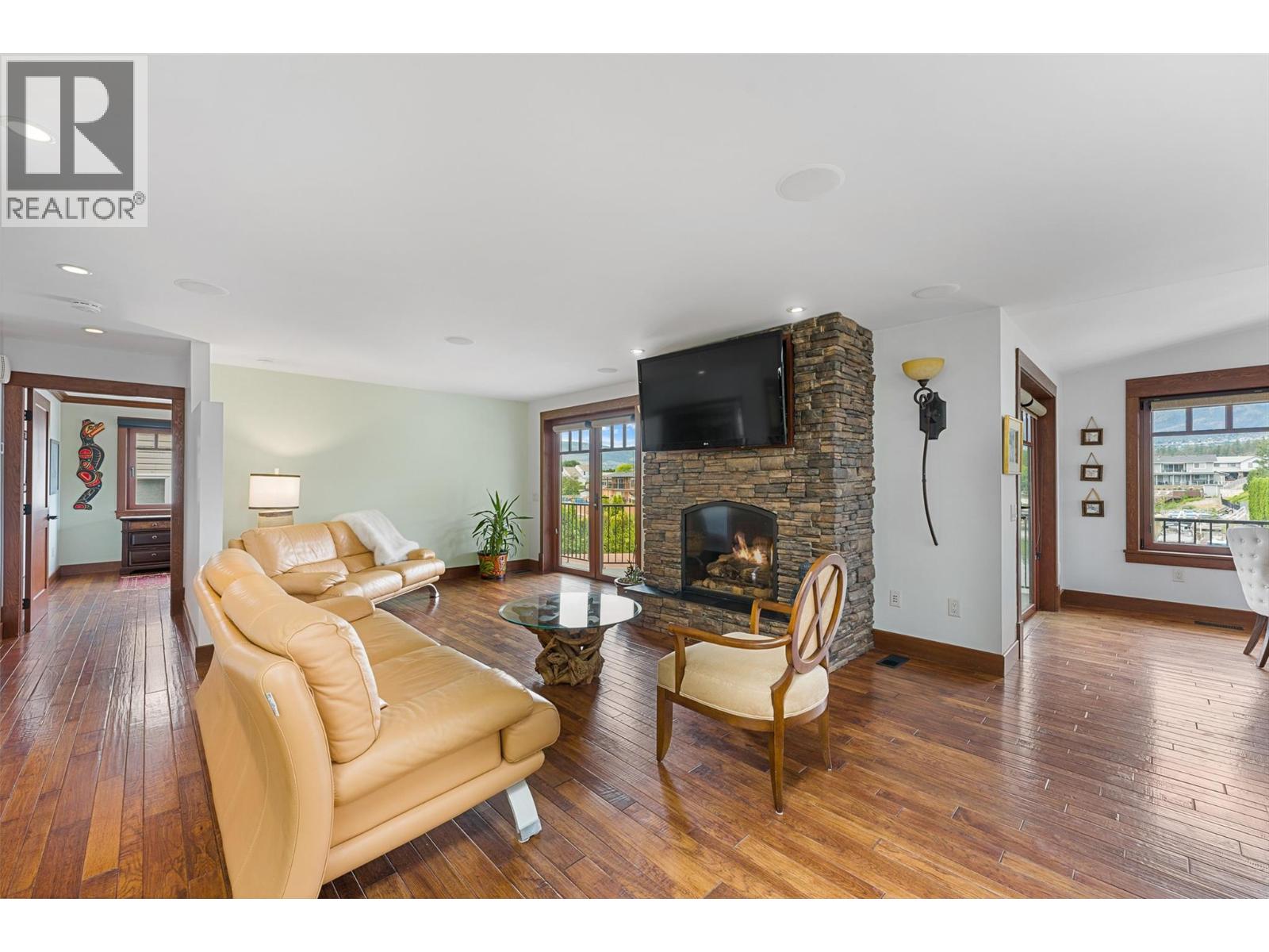1650 Pritchard Drive, West Kelowna
