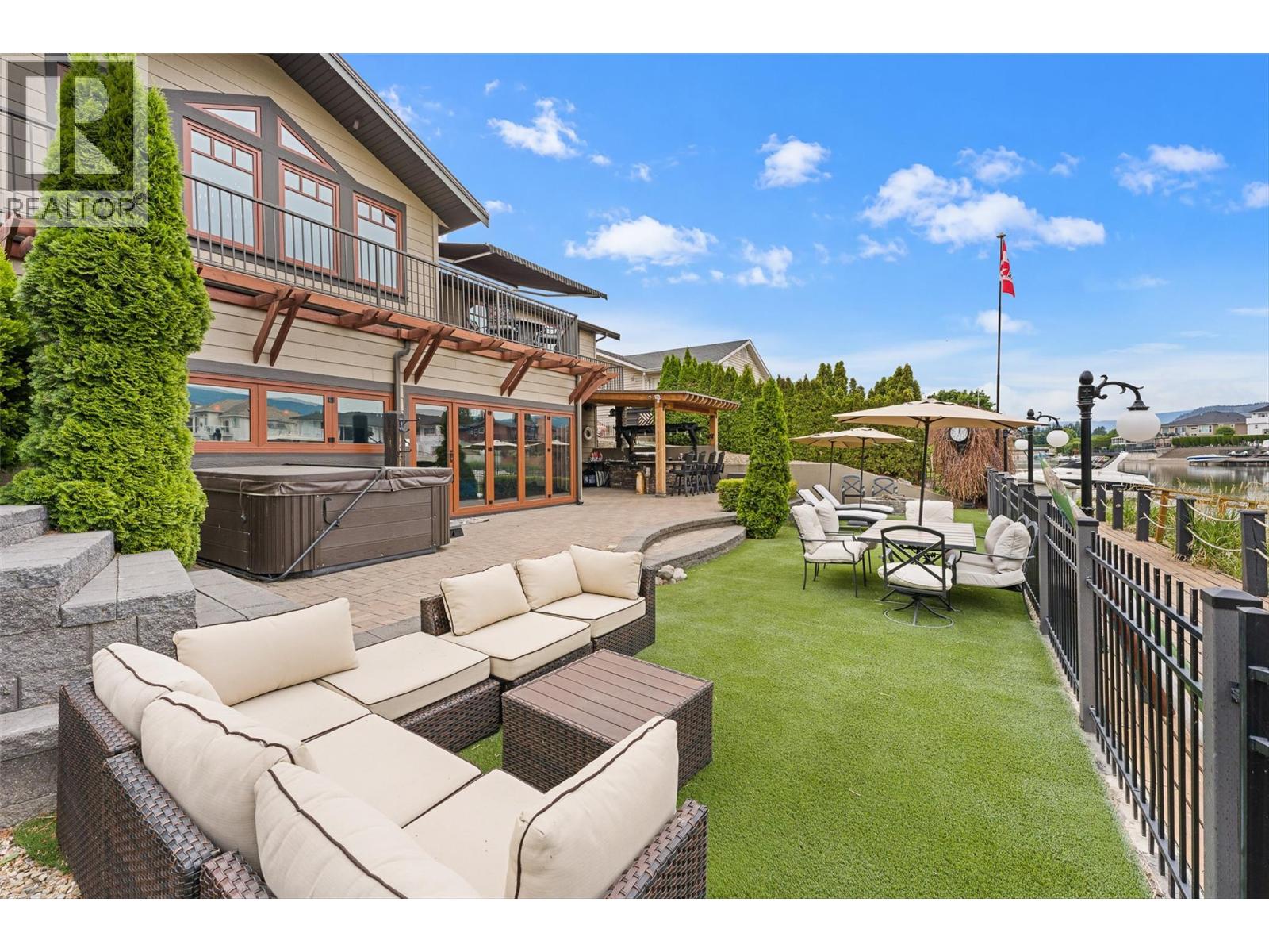 1650 Pritchard Drive, West Kelowna
