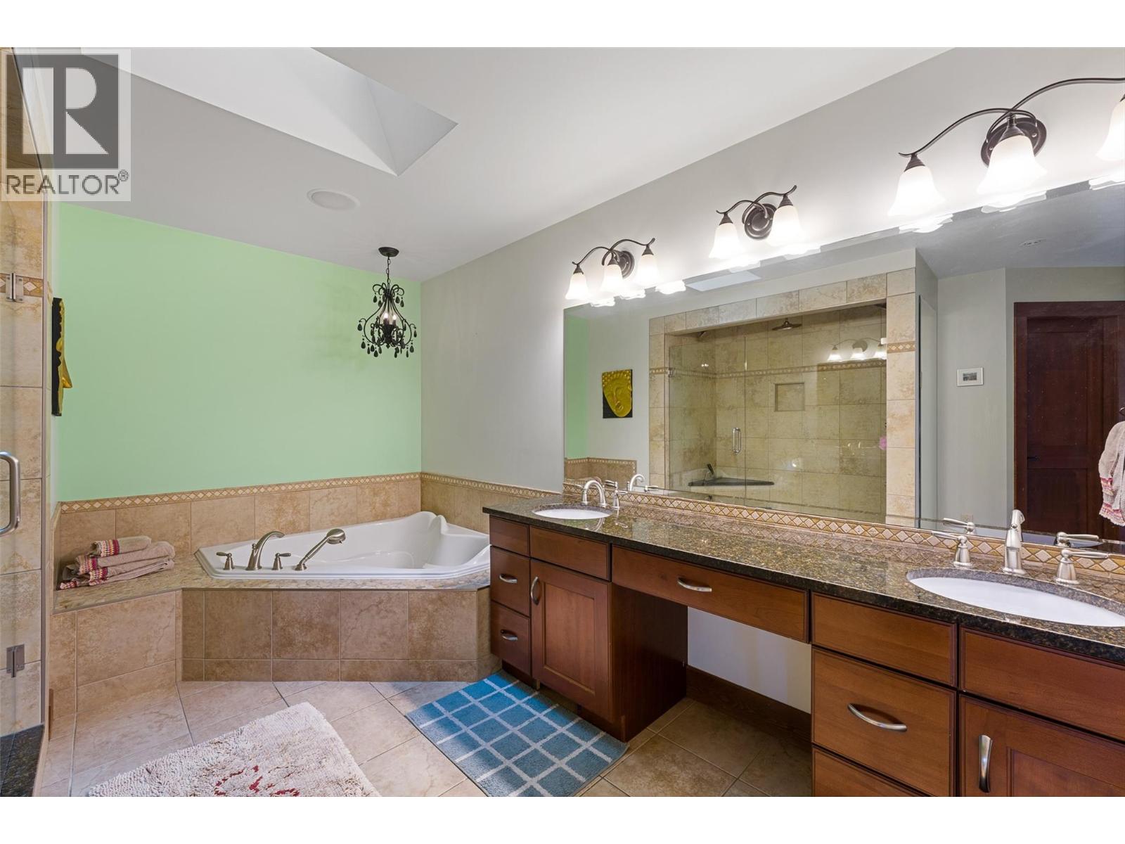 1650 Pritchard Drive, West Kelowna