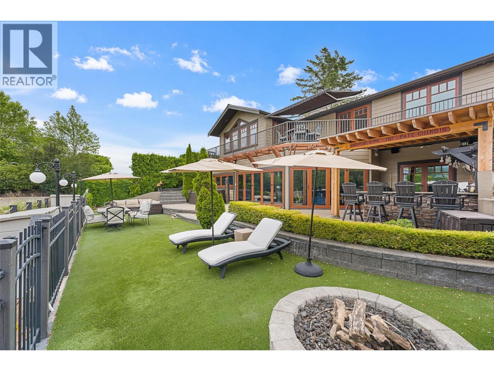 1650 Pritchard Drive, West Kelowna