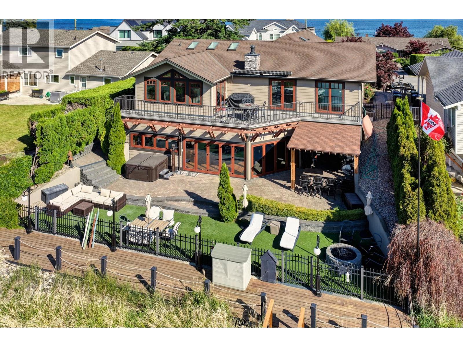 1650 Pritchard Drive, West Kelowna
